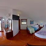 Pensión A Casa Da Ti Laura - Al Aveiro