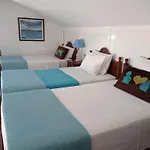 Pensión A Casa Da Ti Laura - Al Aveiro