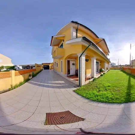 A Casa Da Ti Laura - Al *