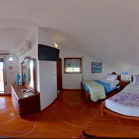 Affittacamere A Casa Da Ti Laura - Al Aveiro