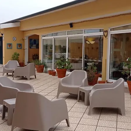 بيت ضيافة A Casa Da Ti Laura - Al *