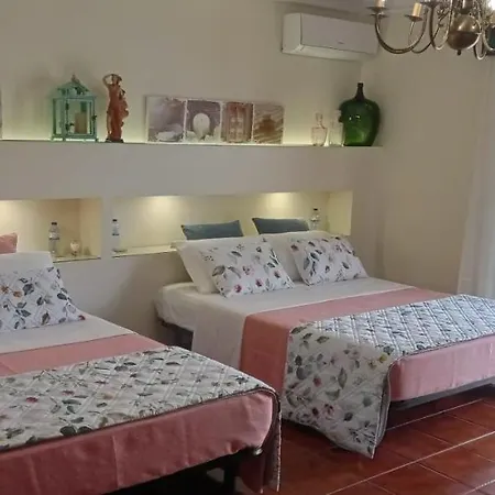 A Casa Da Ti Laura - Al بيت ضيافة أفيرو
