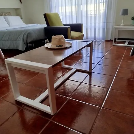 A Casa Da Ti Laura - Al Pensión Aveiro